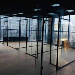 Pereți de sticlă pentru sală de ședință